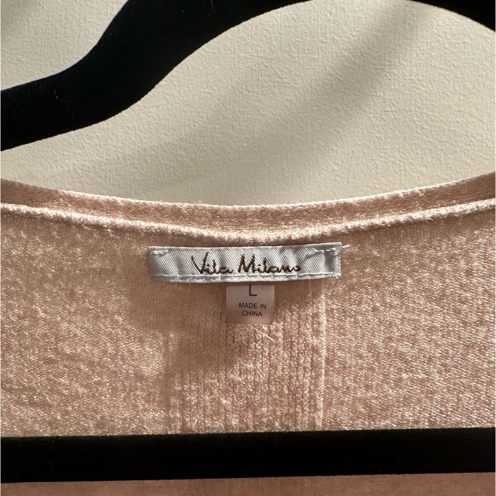Pink Sweater - Picture 2 of 3
